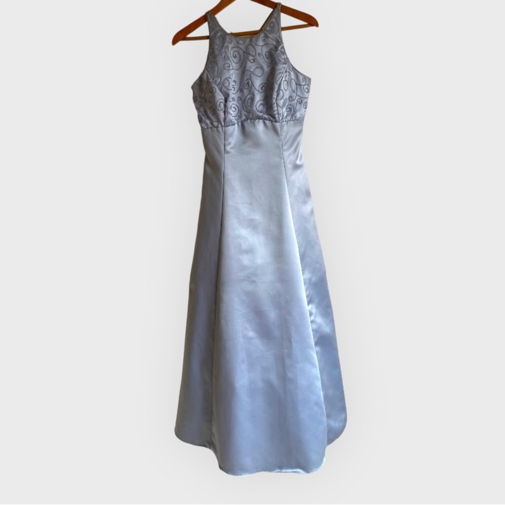 Roberta Lilac purple Prom/Elegant Formal dress, size 7/8. Good condition